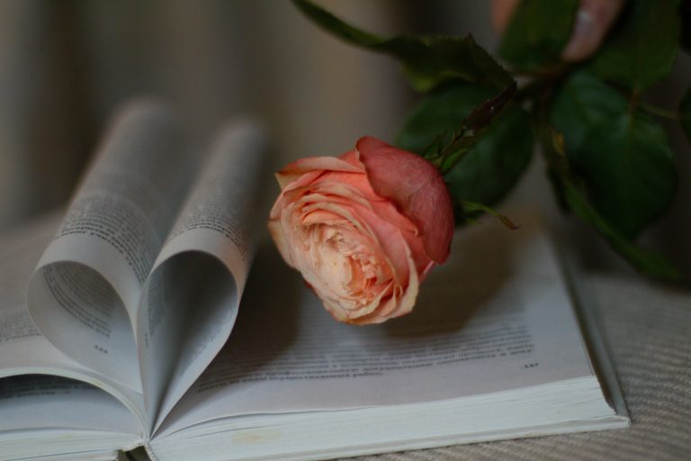 How to Improve Emotional Communication in a Relationship